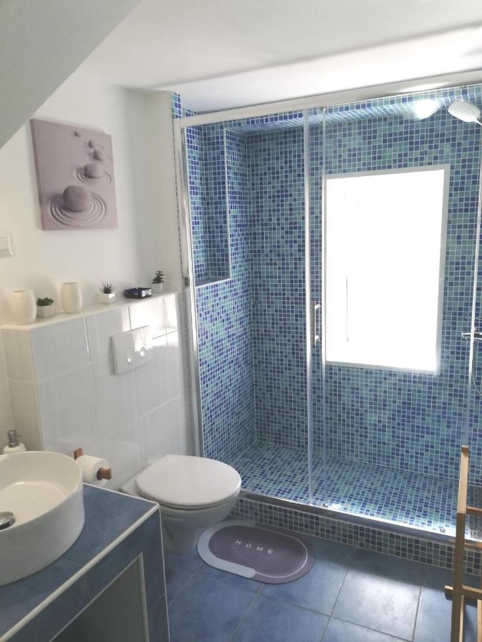 Apartment Vrbenka Vrbnik Ngoại thất bức ảnh
