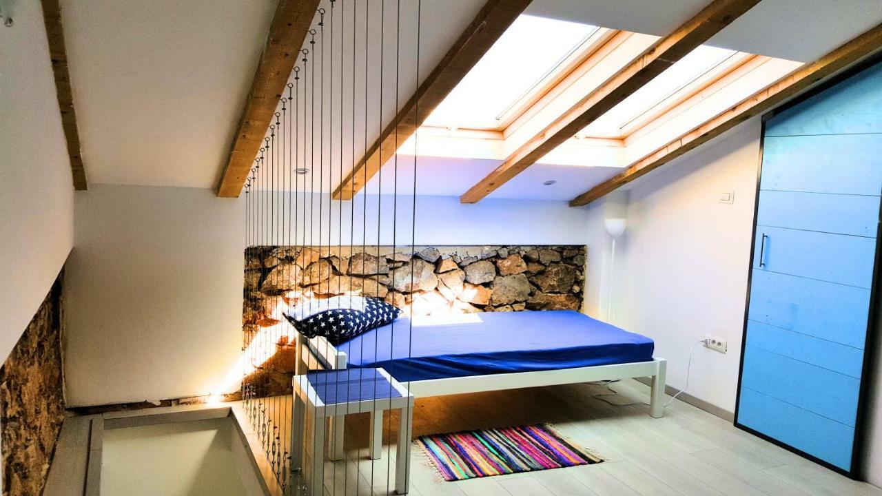 Apartment Vrbenka Vrbnik Ngoại thất bức ảnh